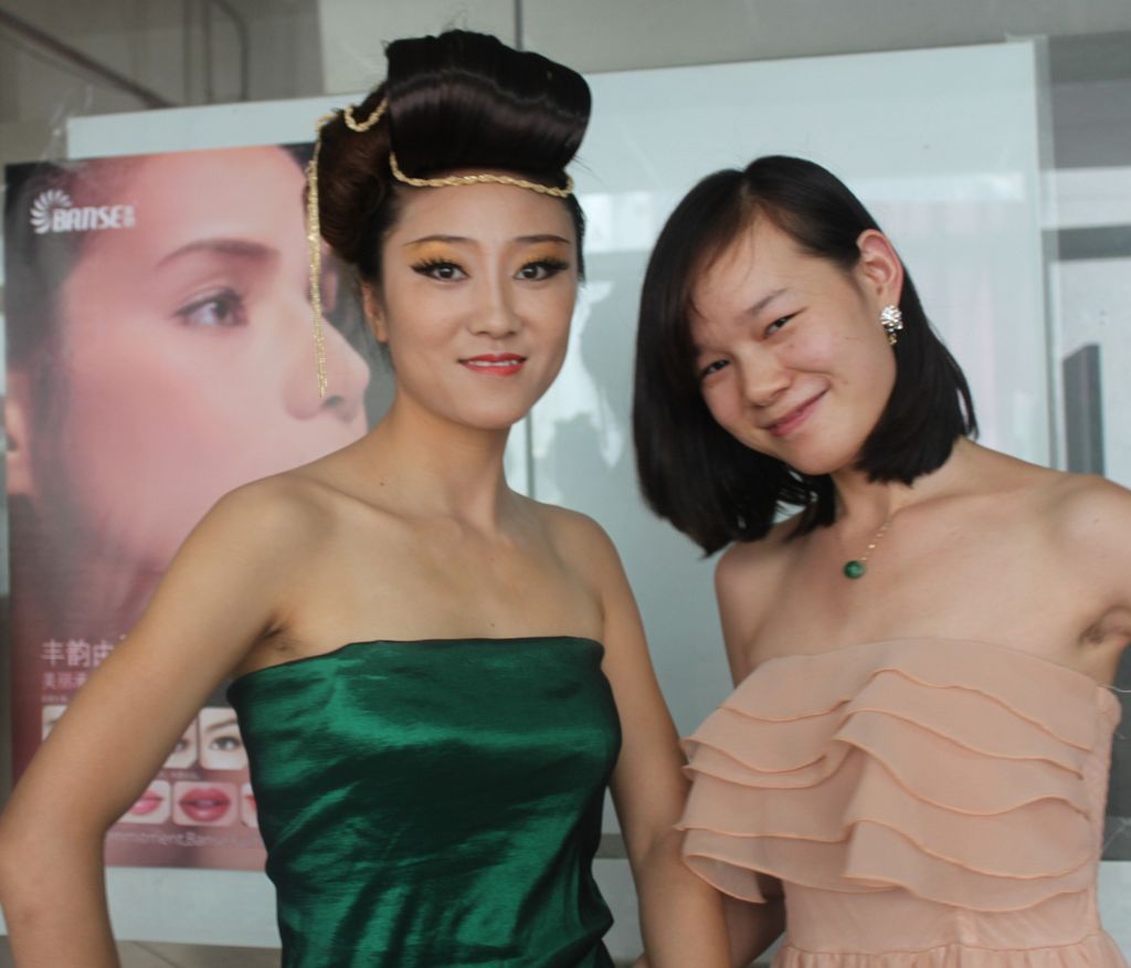 时代美容美发化妆学校毕业作品